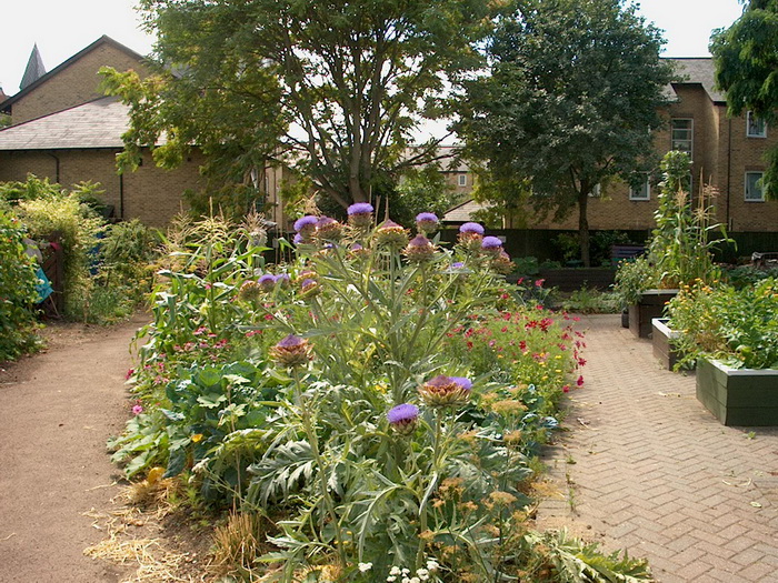 St Mary S Secret Garden In London Gardens Parks Squares And